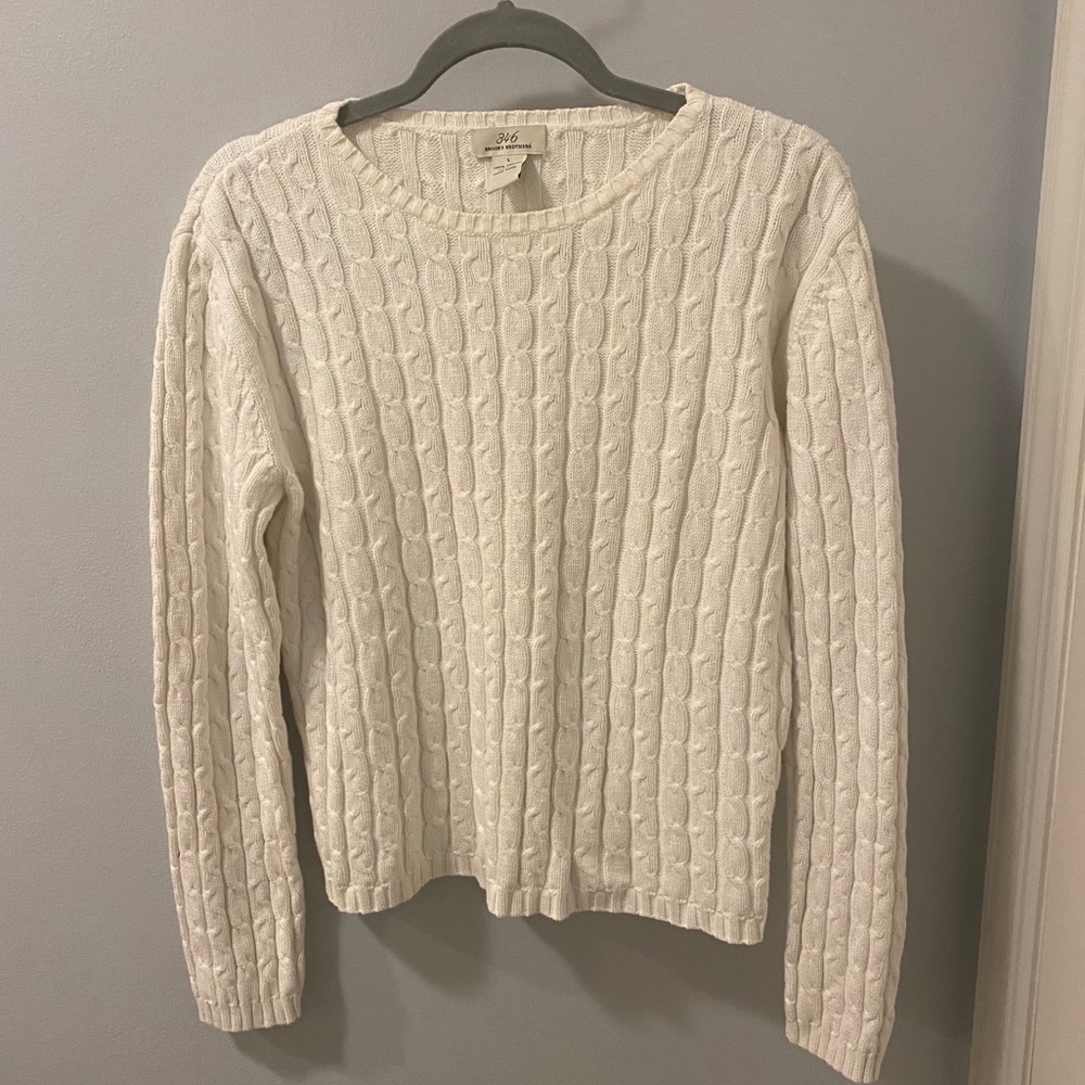 Brooks Brothers Cable-Knit Crew Neck Sweater